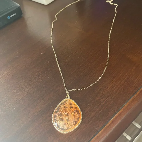 Old Navy Necklace - Picture 1 of 3